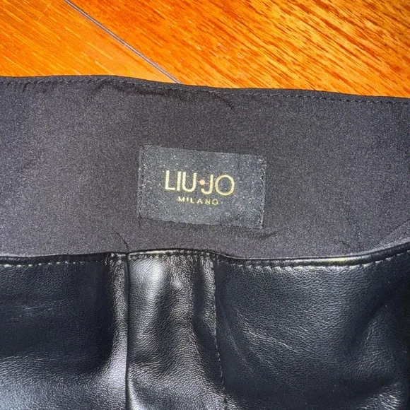 Liu Jo Milano faux leather Black Pants with Stud Accents high waist size 38 EU - Picture 5 of 13